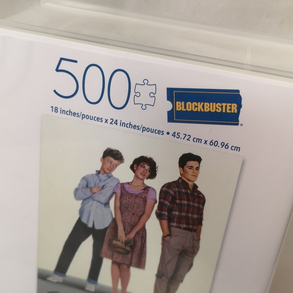 Brand New Sixteen Candles Puzzle in Blockbuster Video Vase, Sealed, 500 Pieces - Picture 4 of 5